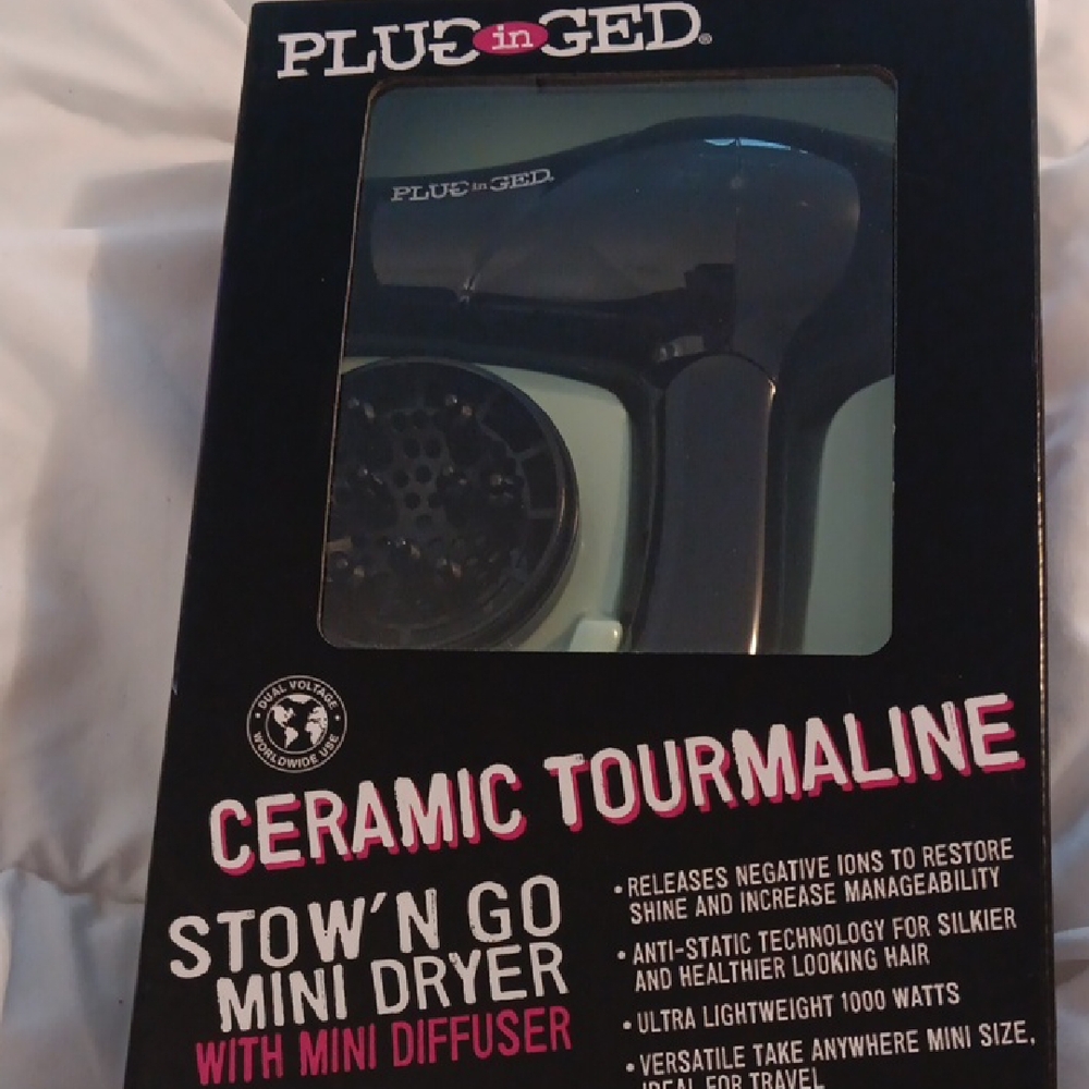 PLUG in GED Ceramic Tourmaline Mini Hair Dryer